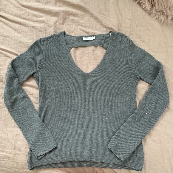 A.L.C. ‘Ty’ Gray Cutout Sweater - Picture 4 of 11